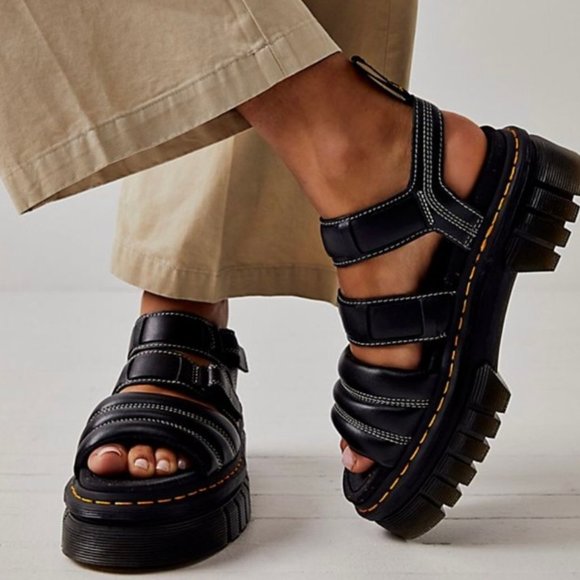 Dr. Martens Ricki Nappa Lux Leather 3 Strap Sandal - Picture 2 of 11